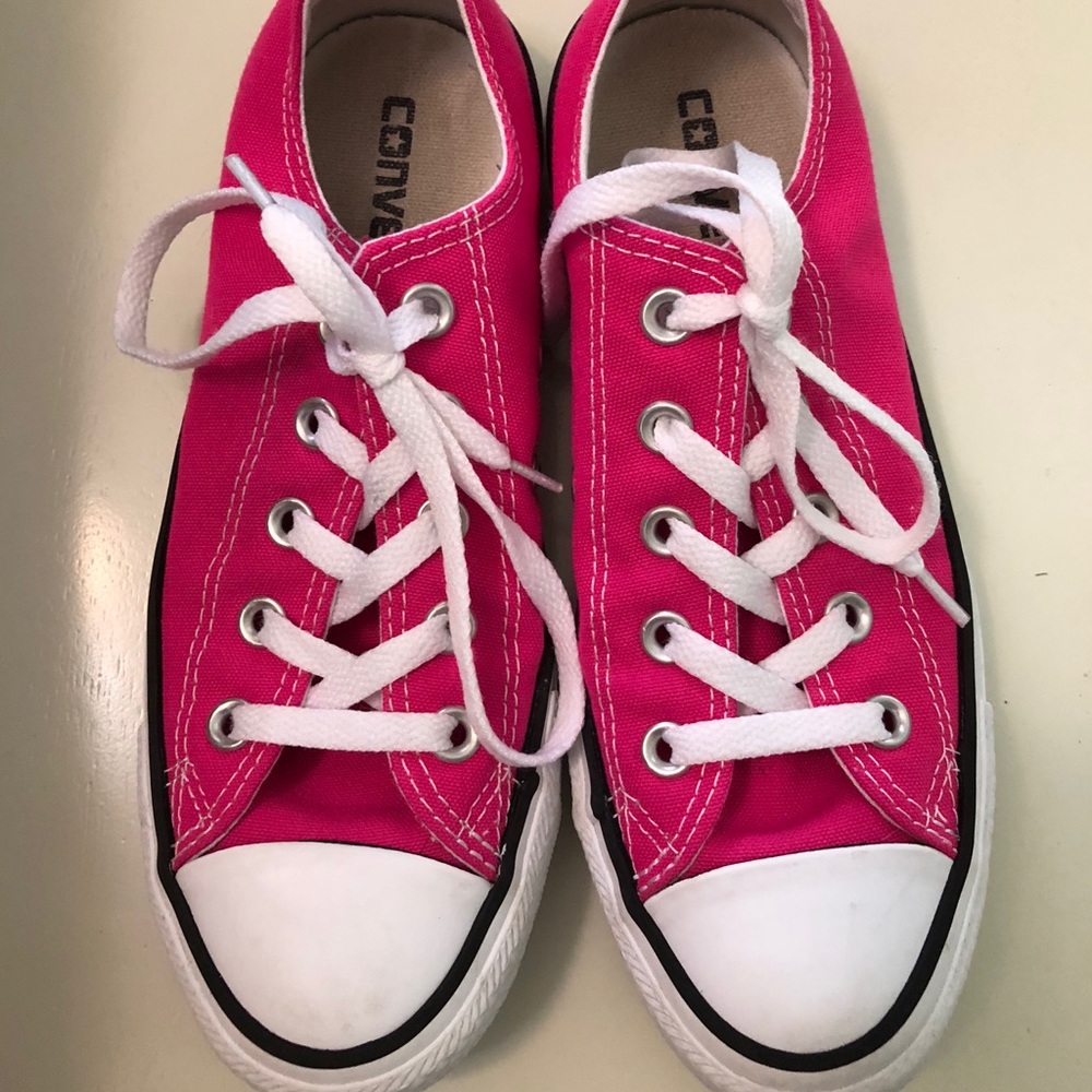 Converse Low Tops